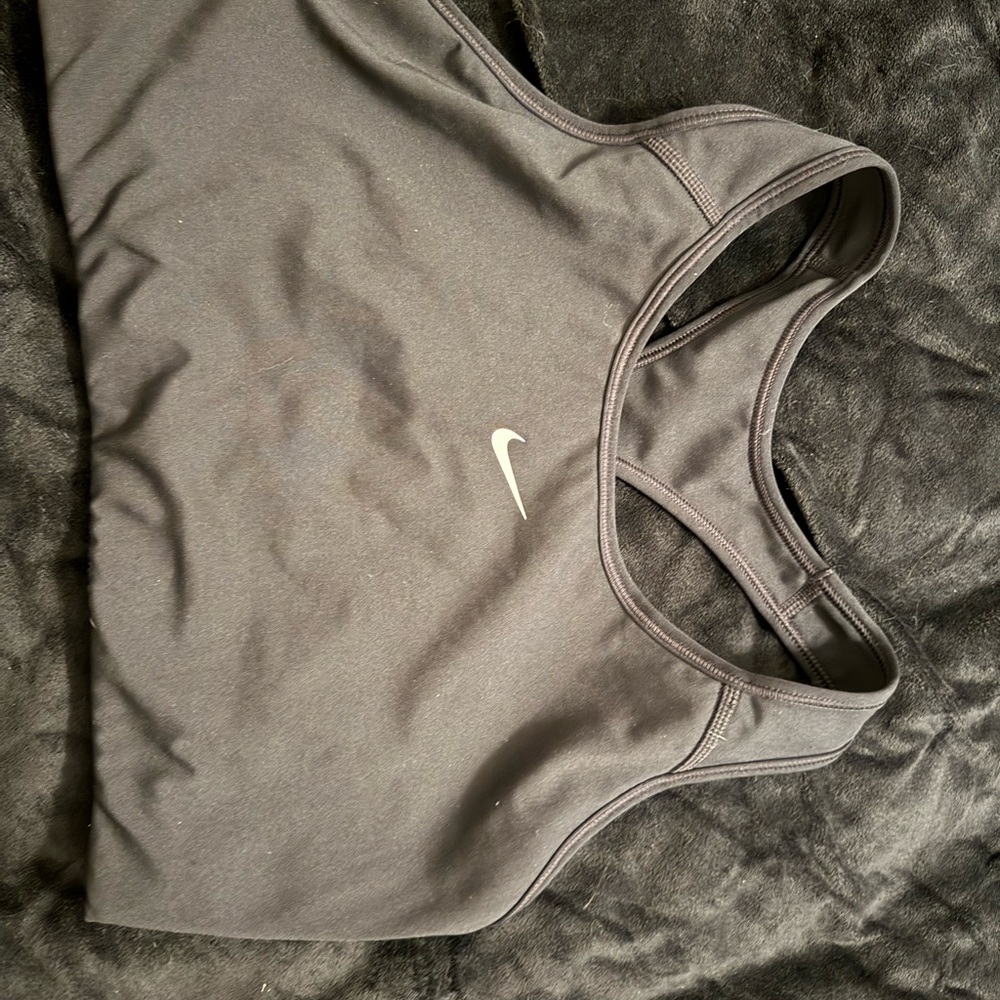 Nike BLACK Sports Bra for Ultimate Comfort